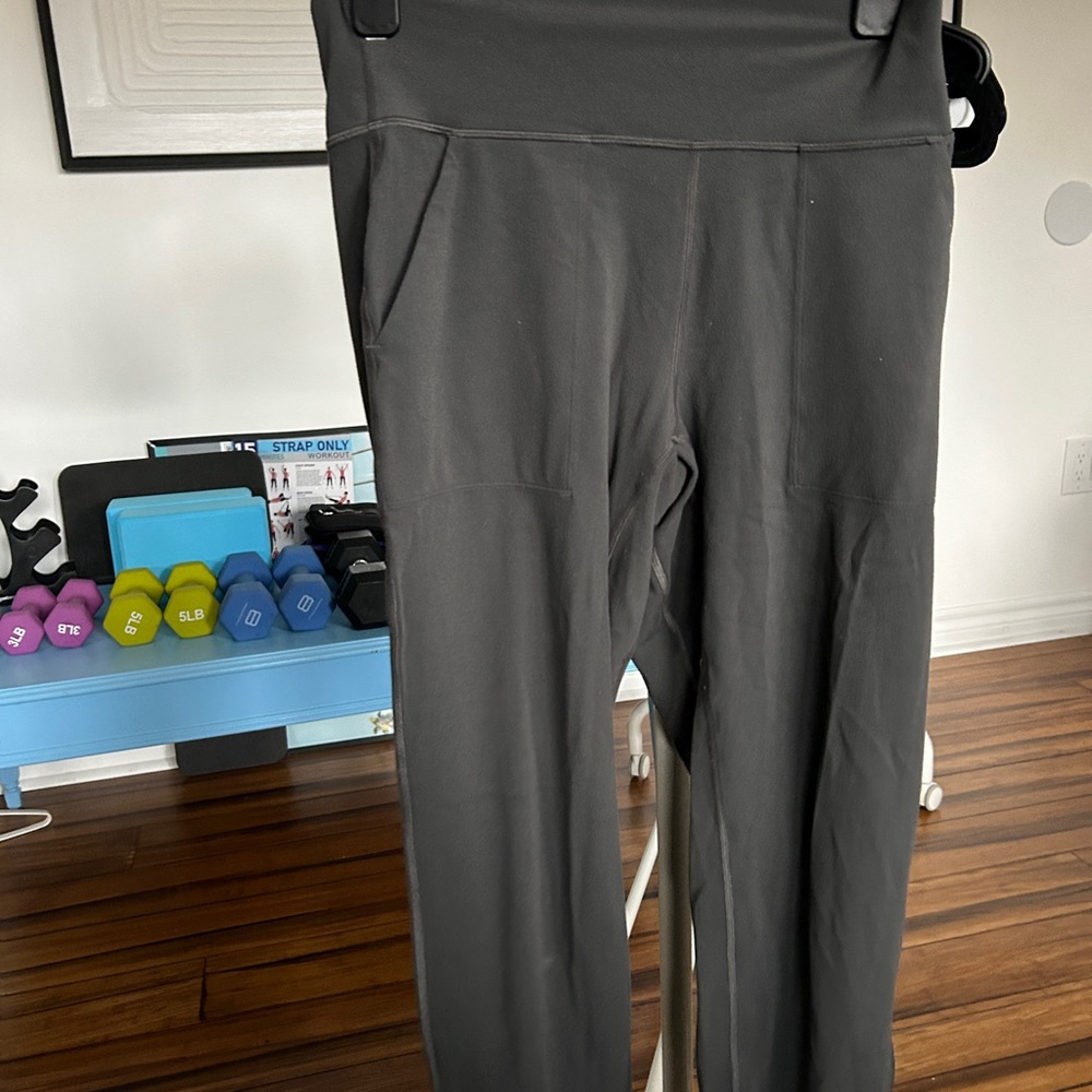 Lululemon pocket ankle pants